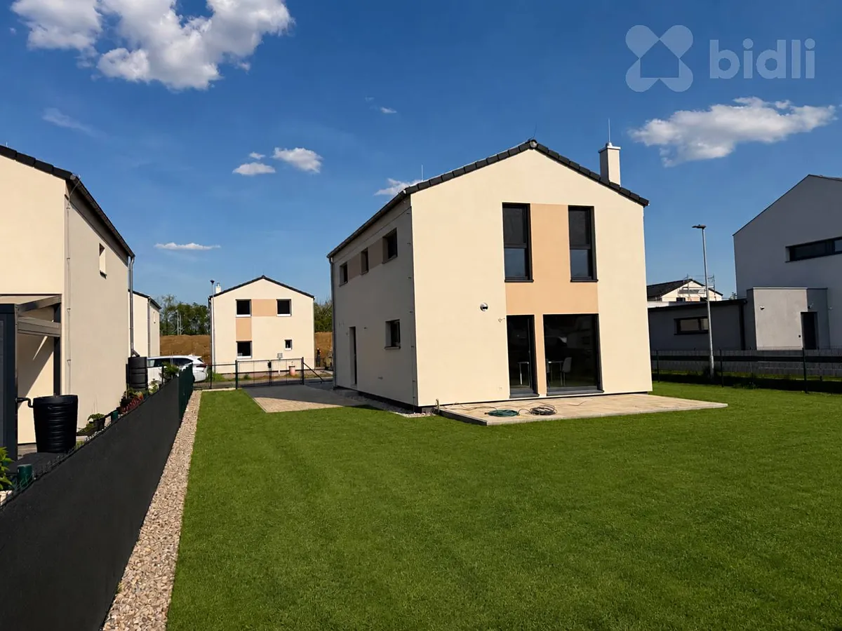 Prodej rodinného domu 108 m², pozemek 493 m²